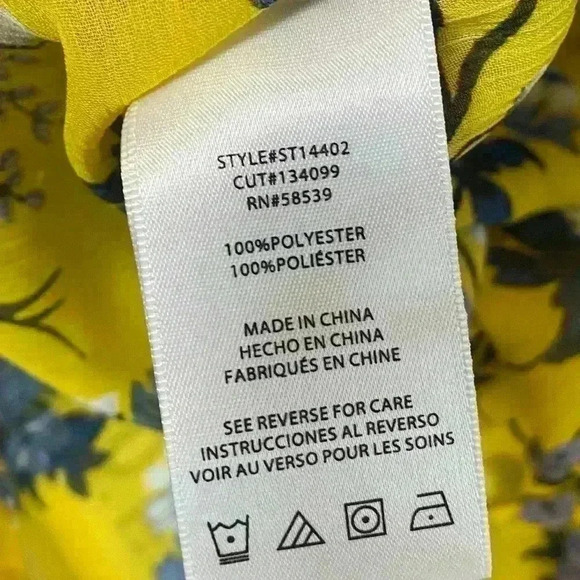 Kut from the Kloth Yellow Floral Blouse size Medium - Picture 4 of 4